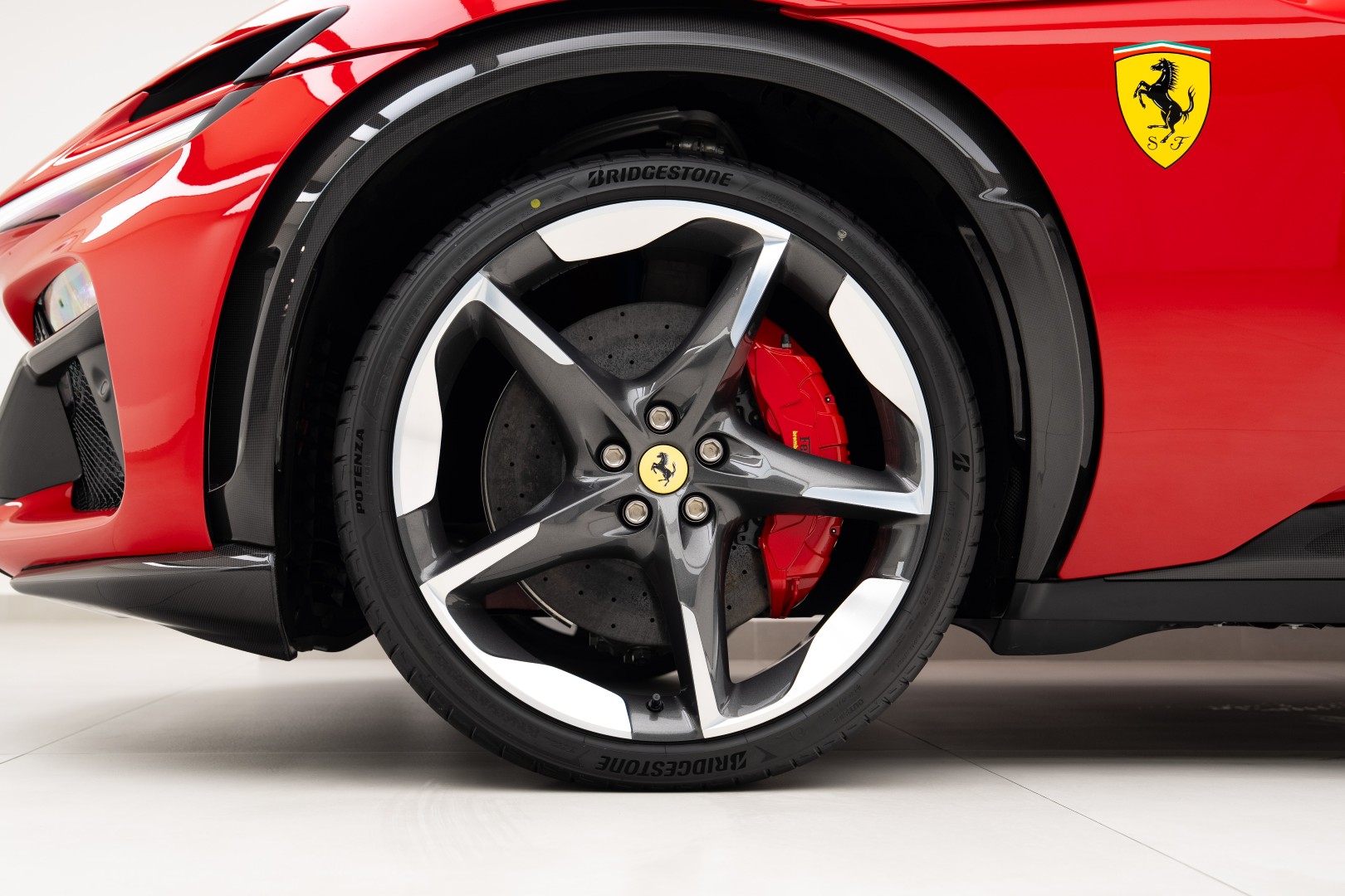 2026 FERRARI PUROSANGUE | GCC | FULL CARBON | MAIN DEALER WARRANTY SERVICE | HIGH SPECS 